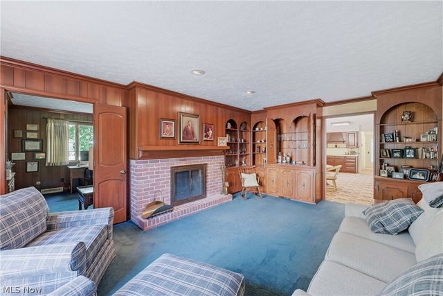6151 Southern Hills Court, Canfield, OH 44406