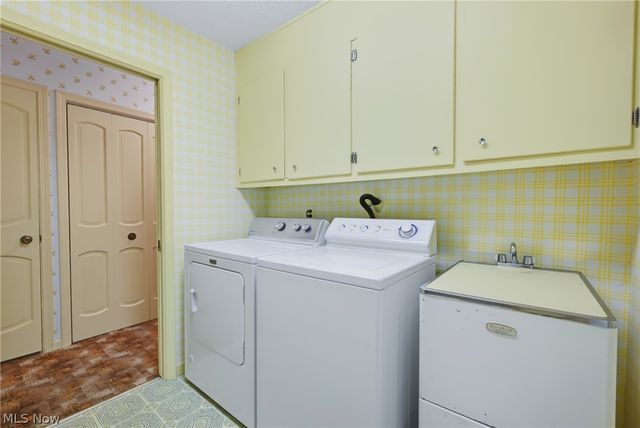 6151 Southern Hills Court, Canfield, OH 44406