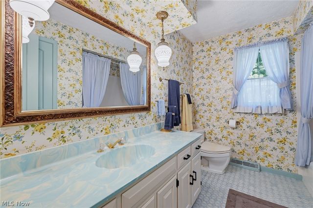 6151 Southern Hills Court, Canfield, OH 44406