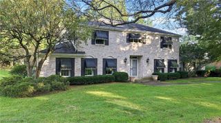 6151 Southern Hills Court, Canfield, OH 44406
