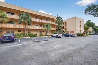 8400 LAGOS DE CAMPO Boulevard 303, Tamarac, FL 33321