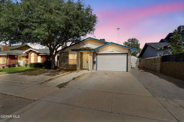 1724 GAMBEL QUAIL Drive, El Paso, TX 79936
