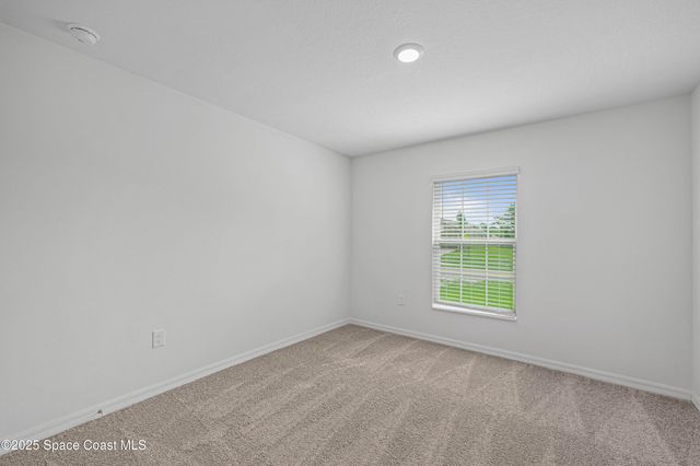 526 Black Horse Street SE, Palm Bay, FL 32909