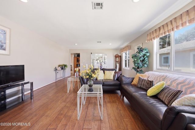 78 Pulaski Boulevard, Toms River, NJ 08757