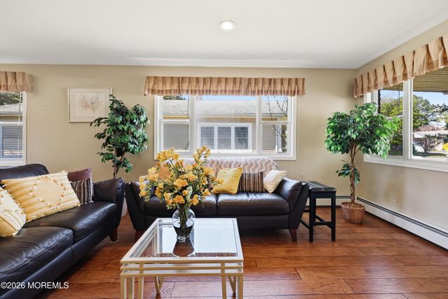 78 Pulaski Boulevard, Toms River, NJ 08757