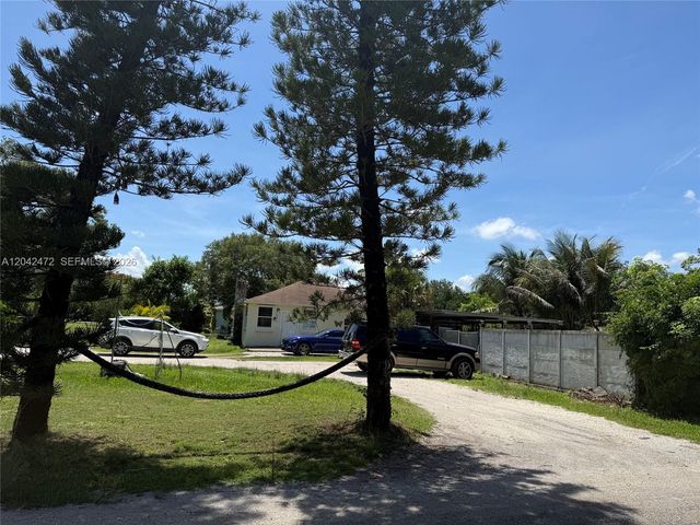 15201 SW 272nd St, Homestead, FL 33032