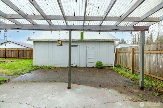 879 N Fruitdale Road, Sedro Woolley, WA 98284