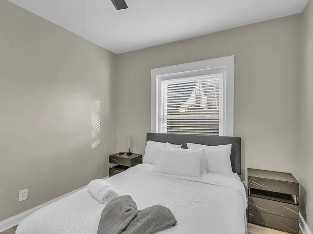 4330 Troost Avenue, Kansas City, MO 64110