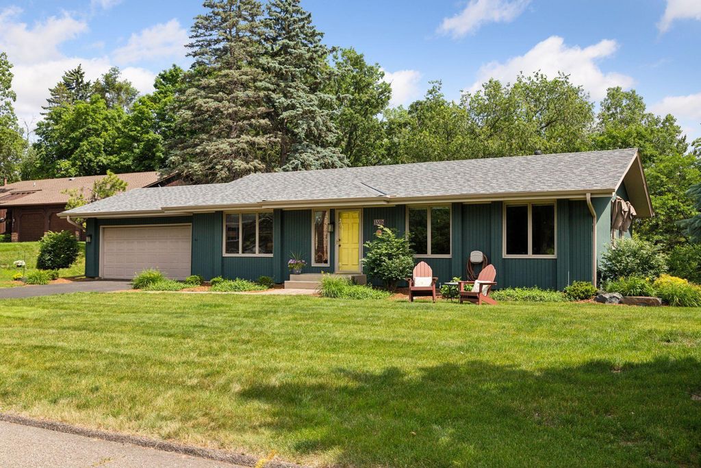 15317 Lake Rose Lane, Minnetonka, MN 55345