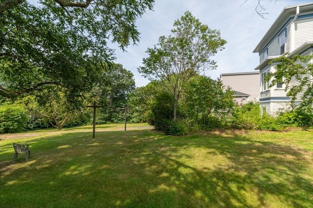 32 Blynman Avenue, Gloucester, MA 01930