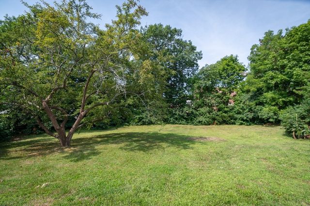 32 Blynman Avenue, Gloucester, MA 01930