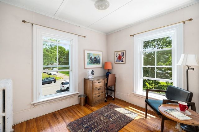 32 Blynman Avenue, Gloucester, MA 01930