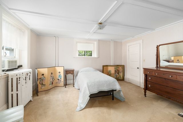 32 Blynman Avenue, Gloucester, MA 01930