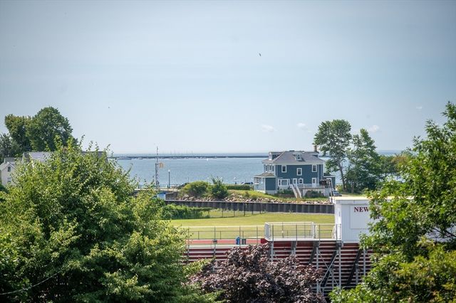32 Blynman Avenue, Gloucester, MA 01930