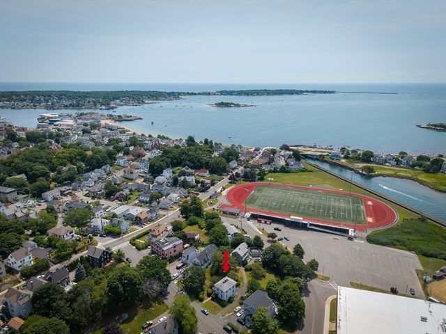 32 Blynman Avenue, Gloucester, MA 01930