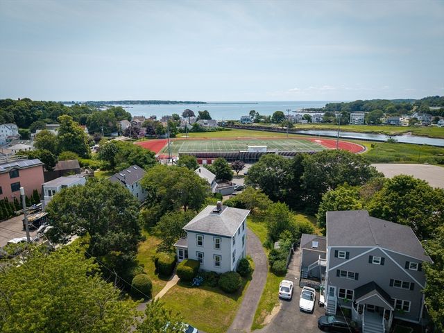 32 Blynman Avenue, Gloucester, MA 01930