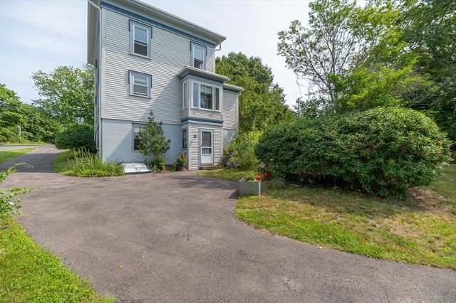 32 Blynman Avenue, Gloucester, MA 01930