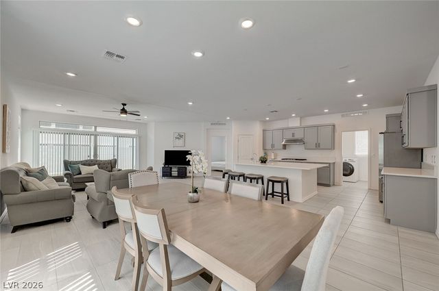 640 Stone Hammer Avenue, Las Vegas, NV 89183