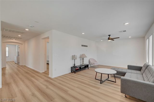 640 Stone Hammer Avenue, Las Vegas, NV 89183