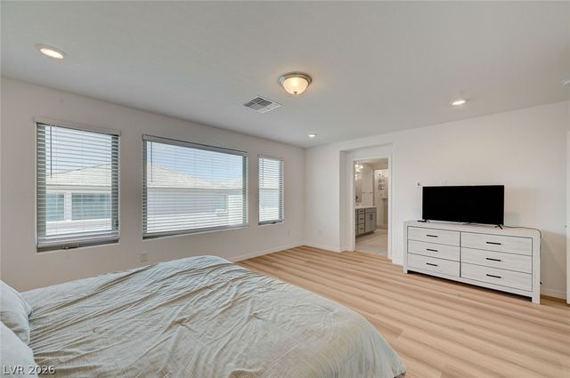 640 Stone Hammer Avenue, Las Vegas, NV 89183