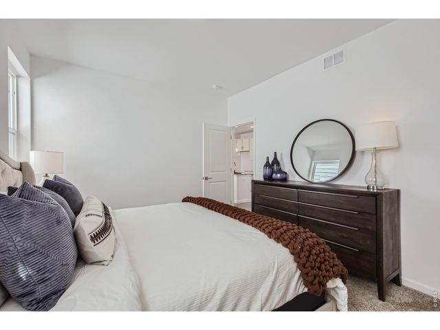 2430 HEYWORTH Ln, Fort Collins, CO 80524