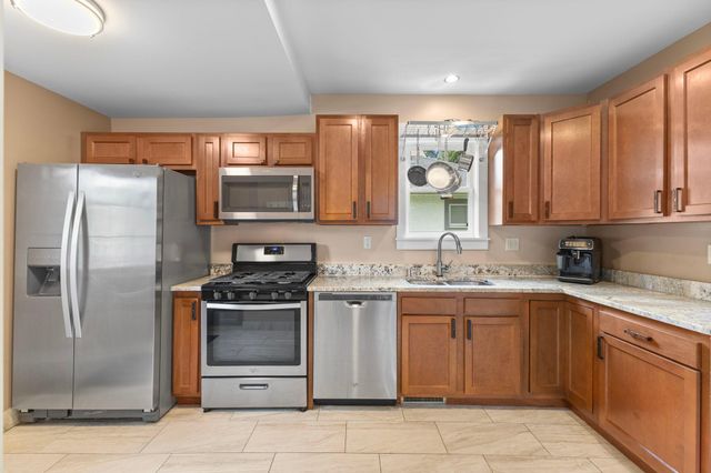 4142 42nd Avenue S, Minneapolis, MN 55406