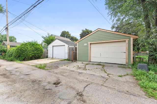 4142 42nd Avenue S, Minneapolis, MN 55406