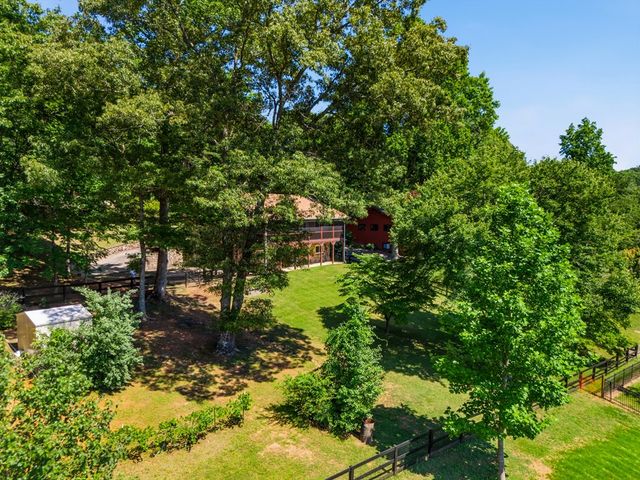 651 Mcridge Road, Hiawassee, GA 30564