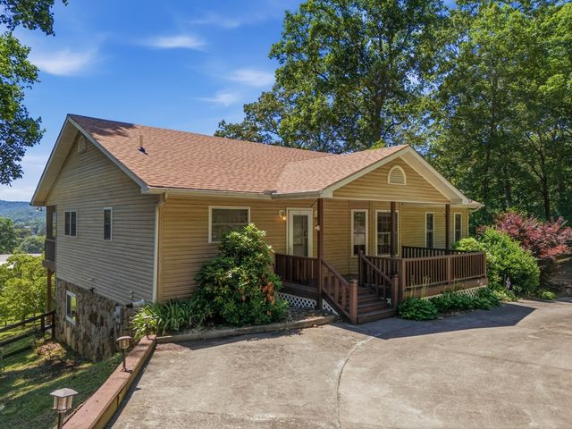 651 Mcridge Road, Hiawassee, GA 30564