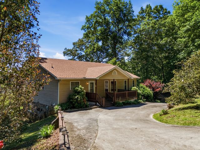 651 Mcridge Road, Hiawassee, GA 30564