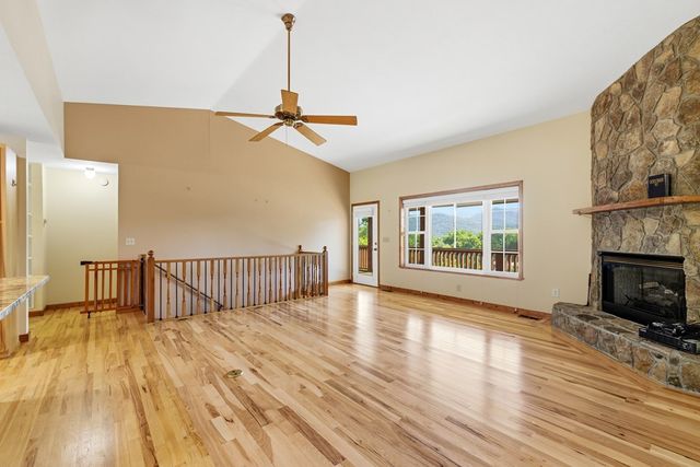 651 Mcridge Road, Hiawassee, GA 30564