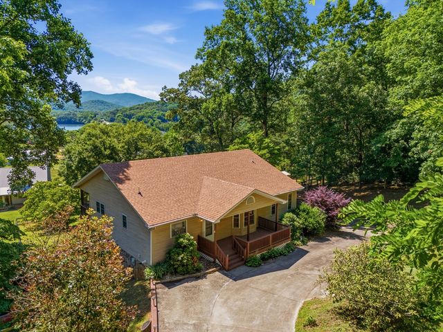 651 Mcridge Road, Hiawassee, GA 30564
