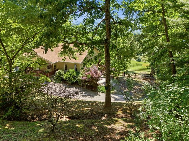 651 Mcridge Road, Hiawassee, GA 30564
