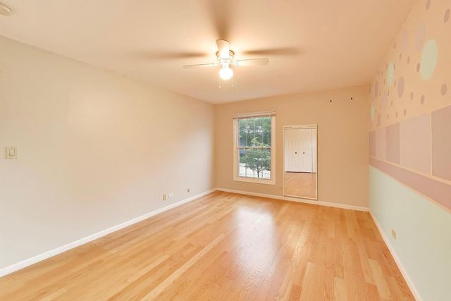 4500 Sundance Court, Hoffman Estates, IL 60192