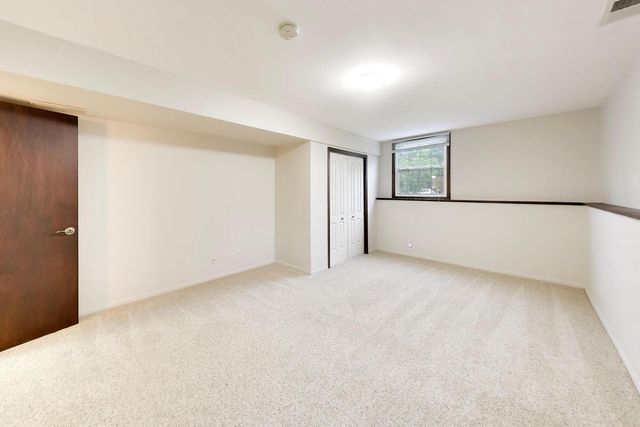 4500 Sundance Court, Hoffman Estates, IL 60192