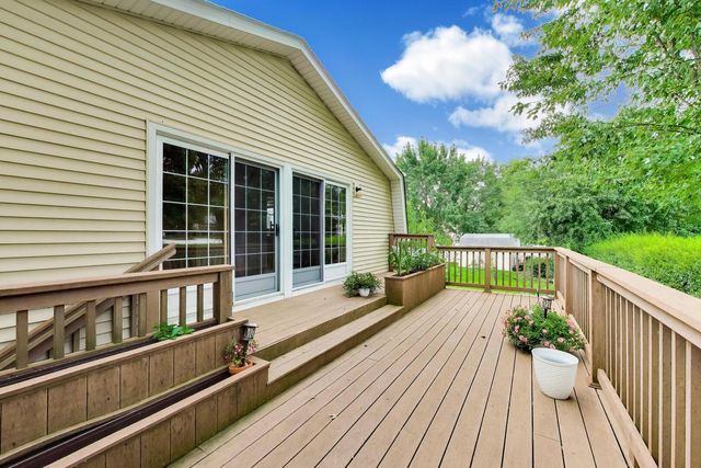 4500 Sundance Court, Hoffman Estates, IL 60192