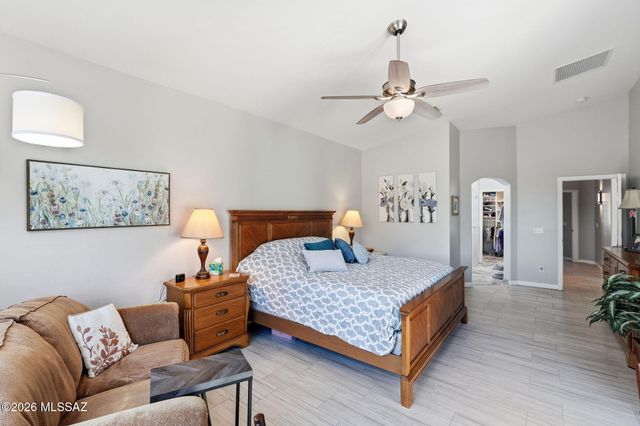 13218 N Pioneer Way, Oro Valley, AZ 85755