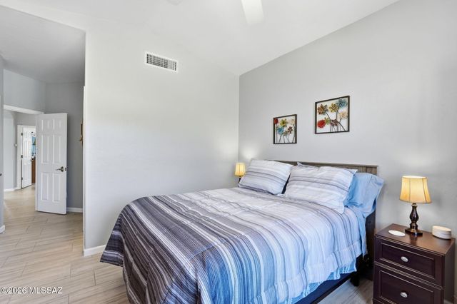 13218 N Pioneer Way, Oro Valley, AZ 85755
