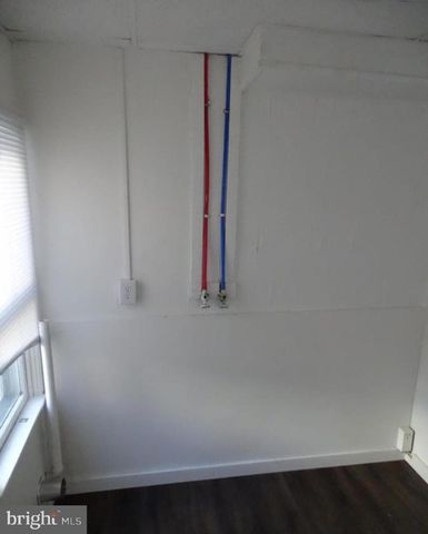 104 N POPLAR ST, Coal Township, PA 17866