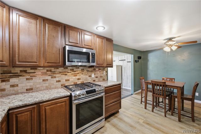 6930 Academy Lane, Lockport Town, NY 14094