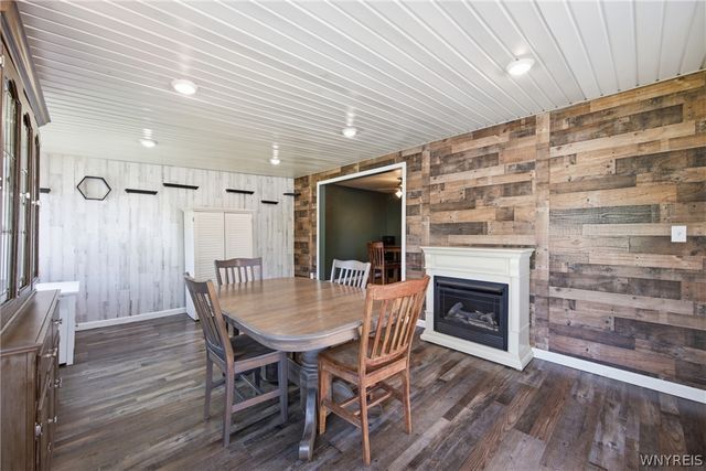 6930 Academy Lane, Lockport Town, NY 14094