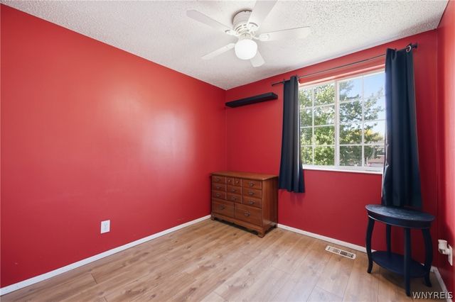6930 Academy Lane, Lockport Town, NY 14094