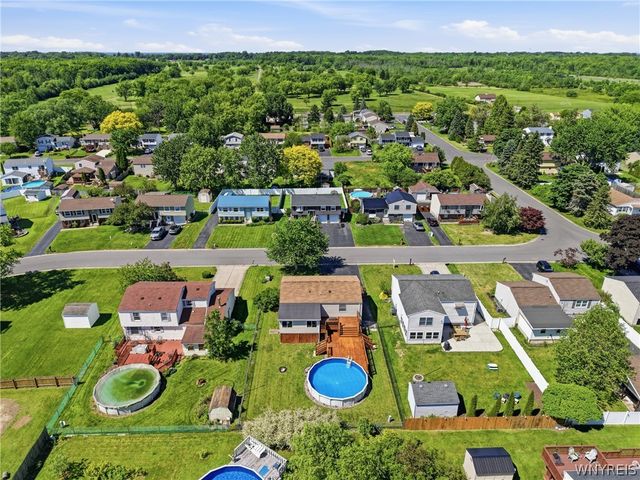 6930 Academy Lane, Lockport Town, NY 14094