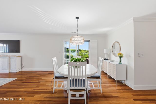 10 Sea Point Drive, Point Pleasant, NJ 08742