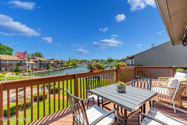 10 Sea Point Drive, Point Pleasant, NJ 08742