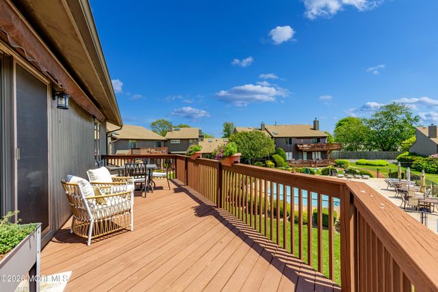 10 Sea Point Drive, Point Pleasant, NJ 08742