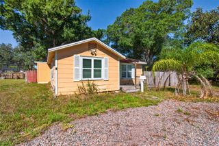 6404 PERSHING STREET NE, St Petersburg, FL 33702