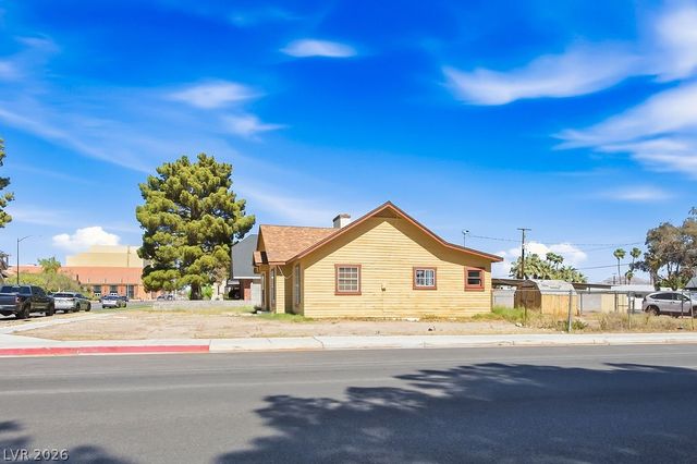 529 South 9th Street, Las Vegas, NV 89101