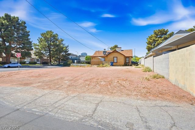 529 South 9th Street, Las Vegas, NV 89101