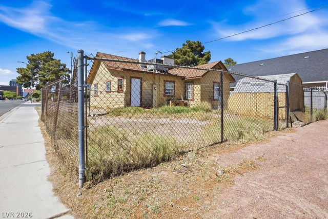 529 South 9th Street, Las Vegas, NV 89101